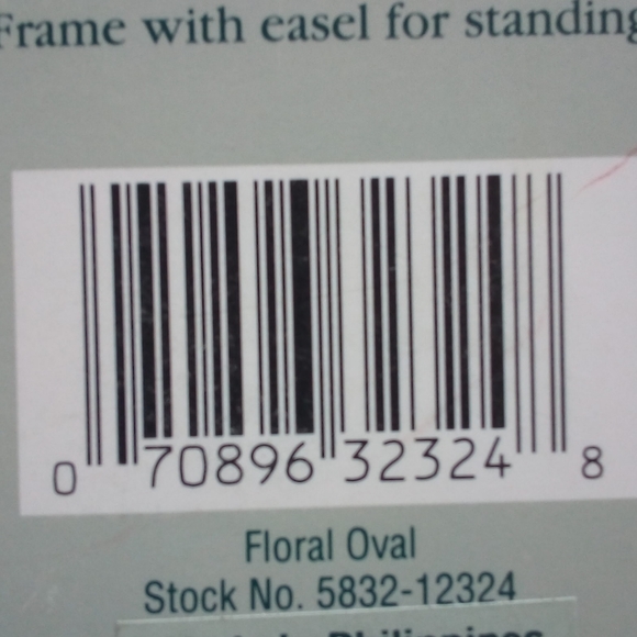 Round Floral Frame - Picture 6 of 7